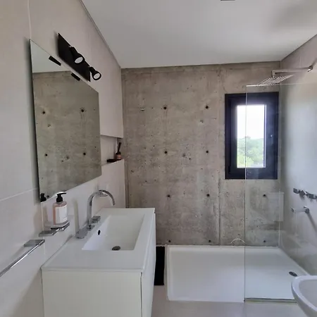 Alquiler De Departamento Monoambiente Con Terraza, Frente Al Mar En La Costa Quequen, Con Pileta, Solarium Y Sum Con Parrilla Apartment Exterior photo