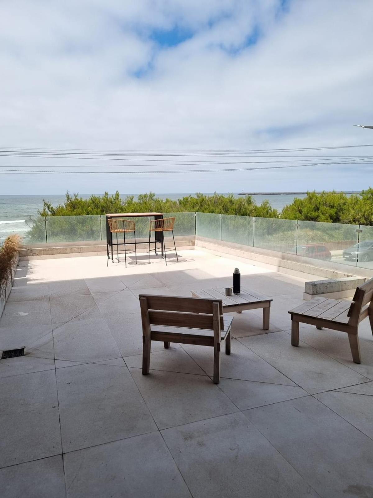 Apartment Alquiler De Departamento Monoambiente Con Terraza, Frente Al Mar En La Costa Quequen, Con Pileta, Solarium Y Sum Con Parrilla *