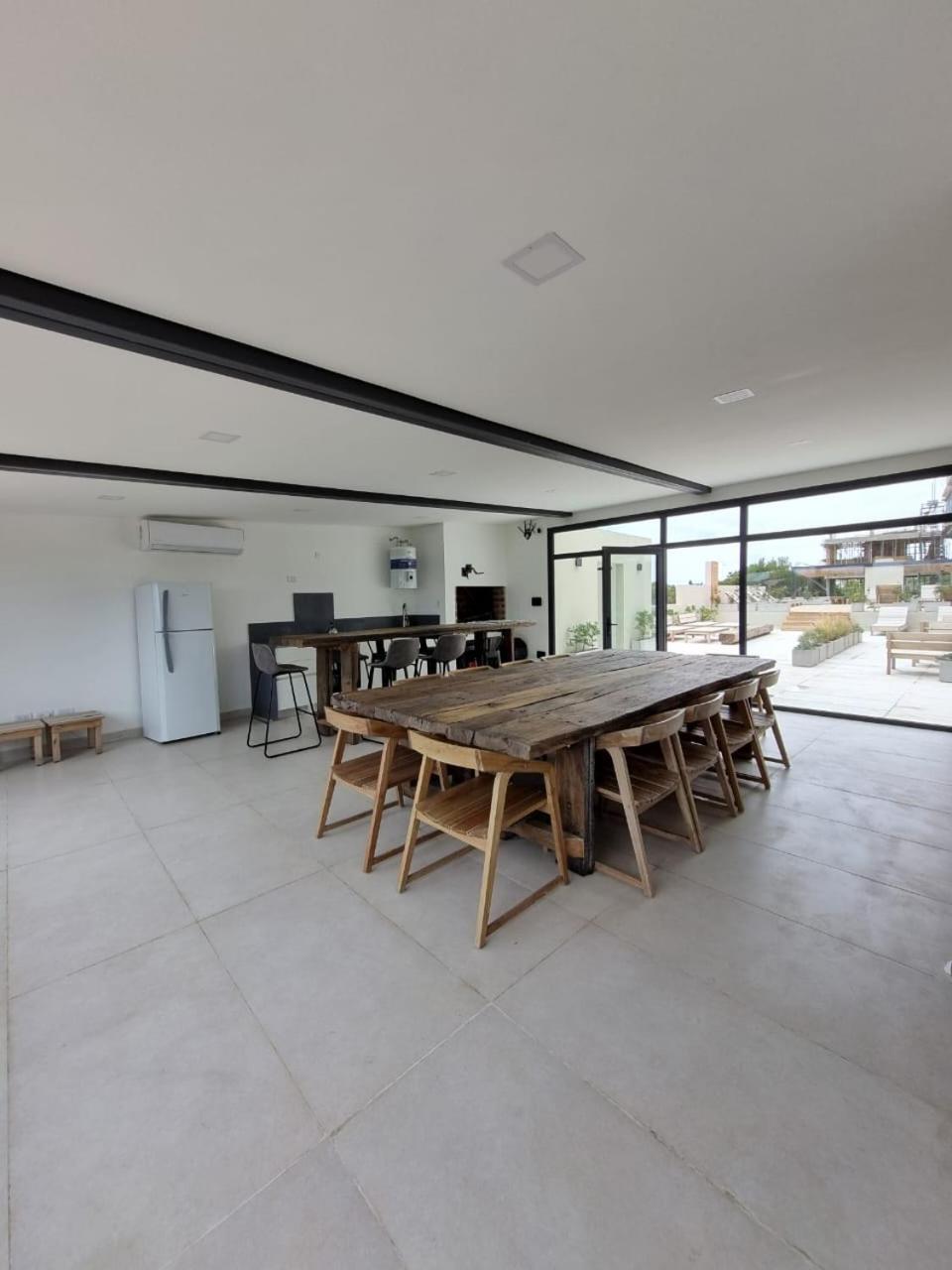 Apartment Alquiler De Departamento Monoambiente Con Terraza, Frente Al Mar En La Costa Quequen, Con Pileta, Solarium Y Sum Con Parrilla Quequen